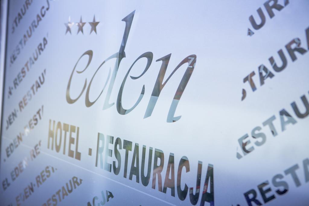 Hotel Eden Rydzyna Exterior foto